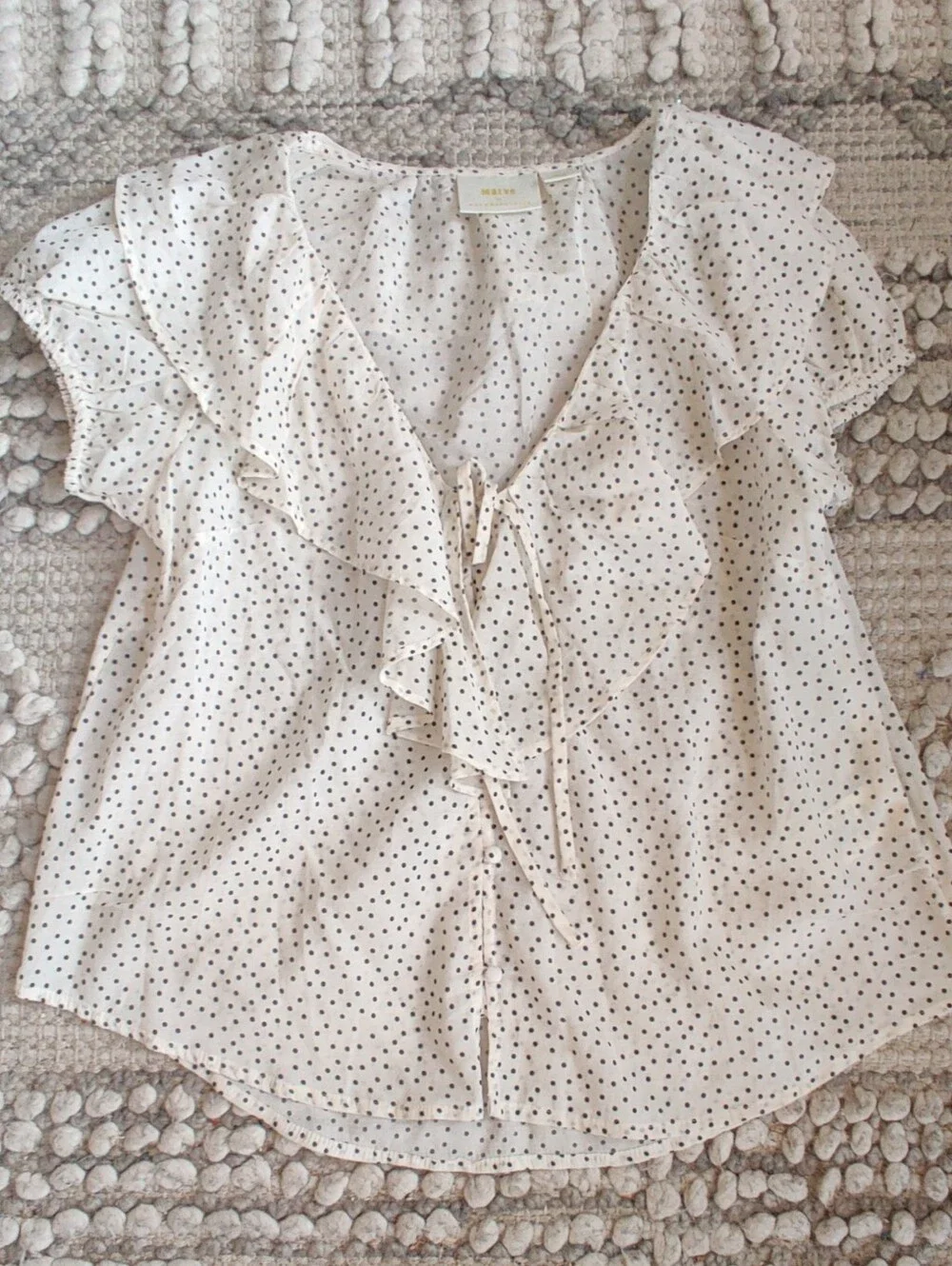 Maeve ruffled top with puff sleeves In White & Black Polkadot Size Small